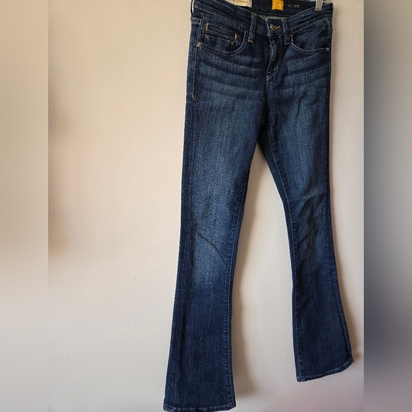 PILCRO ANTHROPOLOGIE Dark Wash Blue Bootcut Jeans. Size 26 - Picture 2 of 12